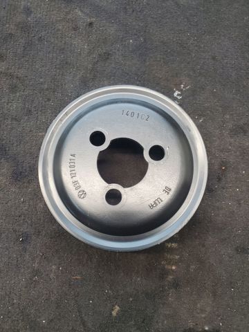 Шкив водяного насоса 03F121031A VAG