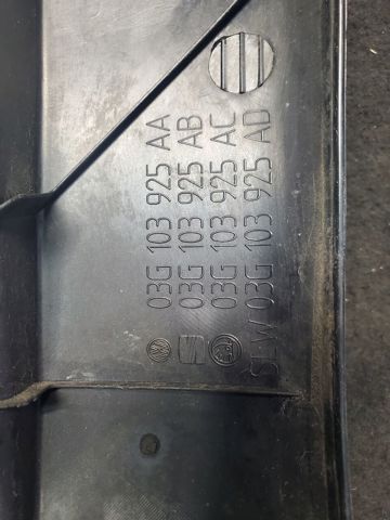 VAG 03G103925AA Крышка двигателя в наличии Житомир