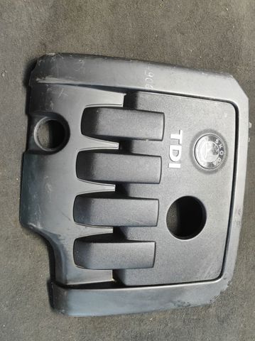 Крышка мотора декоративная 03G103925BG VAG