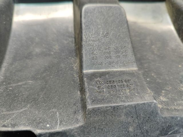 03G103967A VAG Крышка двигателя купить в Ужгород