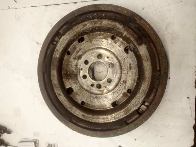 03G105266CN VAG Маховик купить в Запорожье