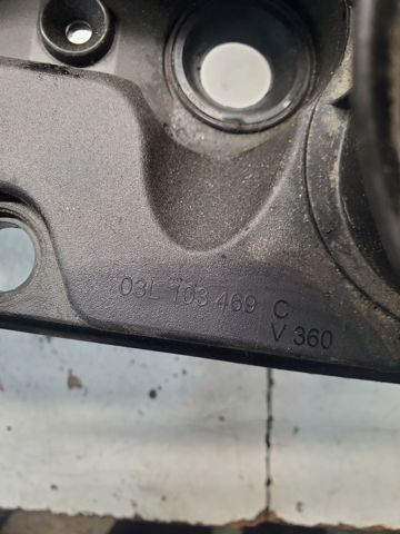 Крышка клапанов 03L103469C VAG