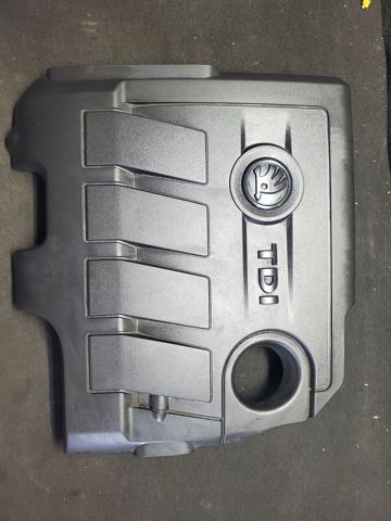 03L103925BJ VAG Крышка двигателя купить в Полтава