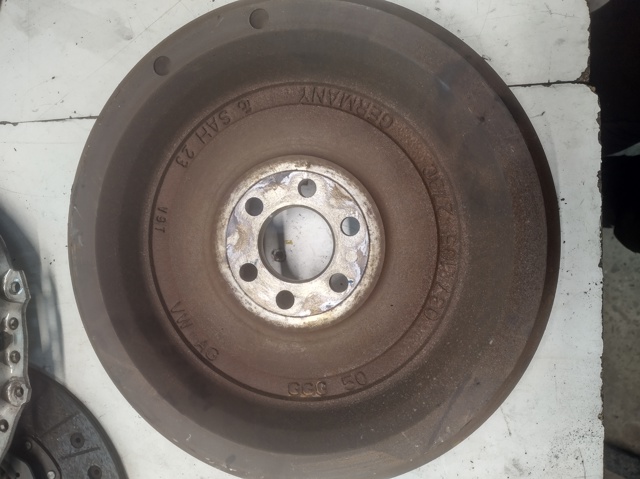 VAG 03L105269A Маховик двигателя в наличии Полтава
