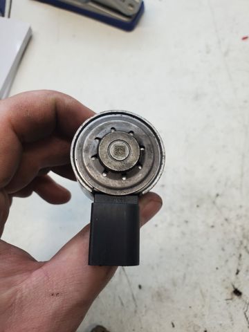 04L130764C VAG Регулятор давления топлива купить в Житомир