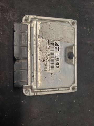 Мозги двигателя 06A906032GR VAG