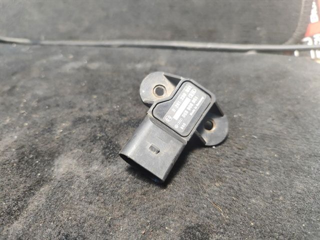 Датчик абсолютного давления в коллекторе 06B906051 VAG