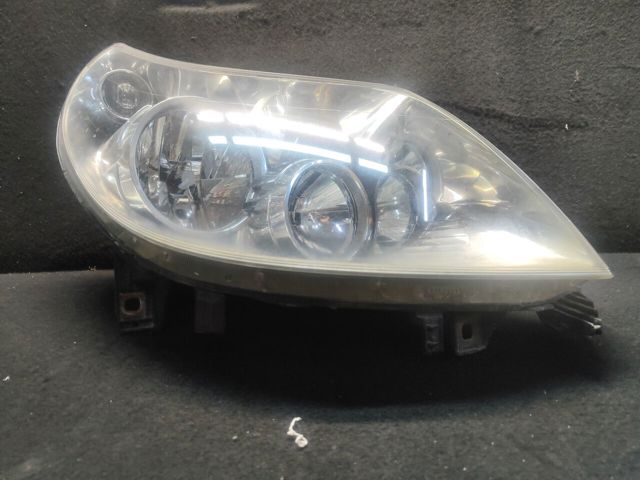 1606926880 PEUGEOT Правая фара купить в Киев