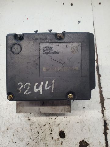Блок управления АБС  1J0907379Q VAG