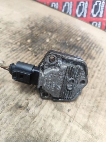 Датчик уровня масла Audi A8 D3