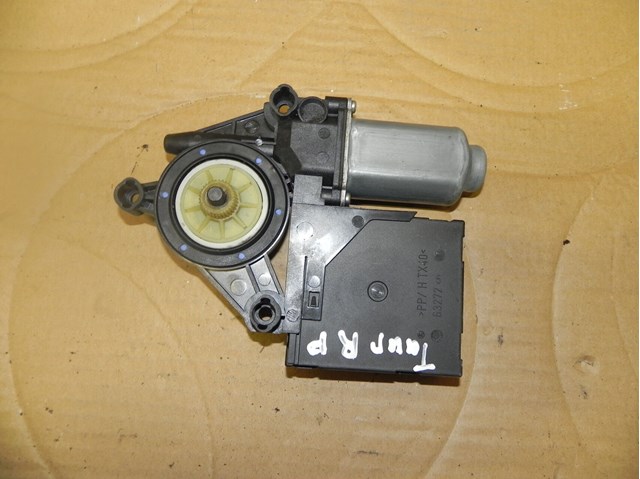 Б/у моторчик стеклоподьемника переднего правого volkswagen touran  (2003-2012) код: нф-00004419 1K0959792C