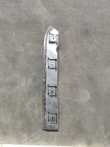 Направляющая заднего бампера, левая 1K5807393 VAG