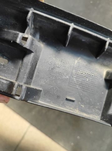 VAG 1K5807393 Направляющая заднего бампера левая в наличии Харьков