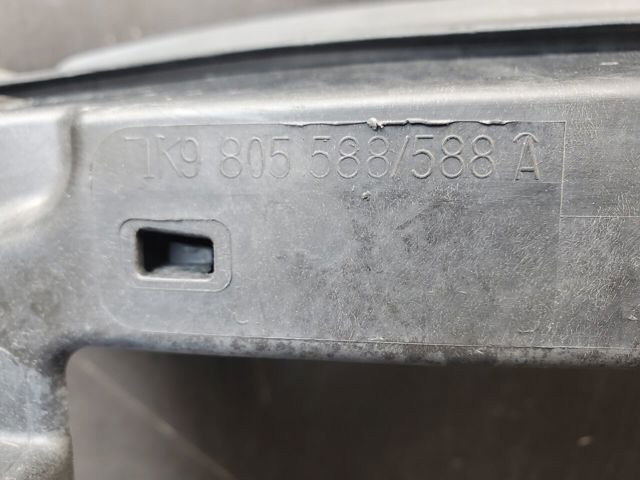 1K9805588 VAG Рамка радиатора купить в Киев