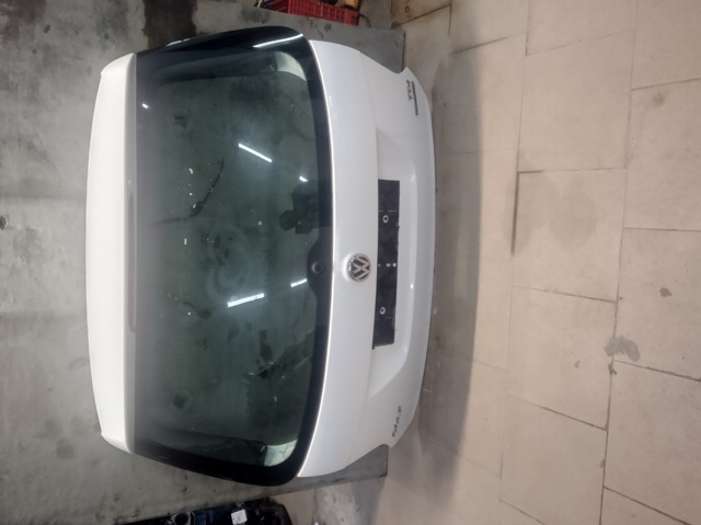 Дверь задняя багажная 1K9827025B VAG