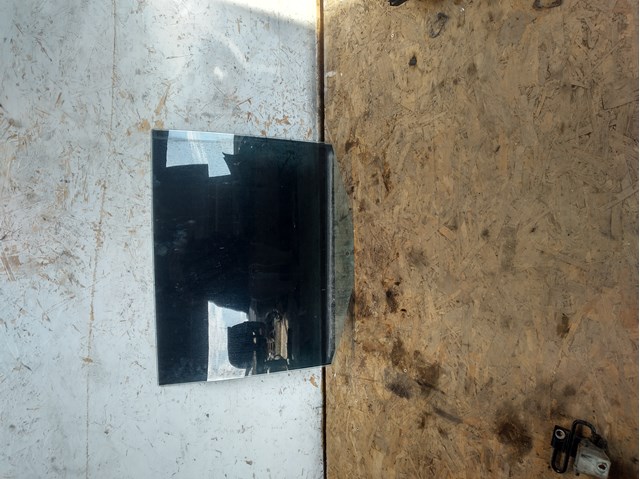 Б/у стекло задней правой двери volkswagen touran універсал  (2008) код: нф-00006931 1T0845026F