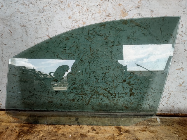 Б/у стекло передней левой двери volkswagen touran  (2008) код: нф-00006919 1T0845201D
