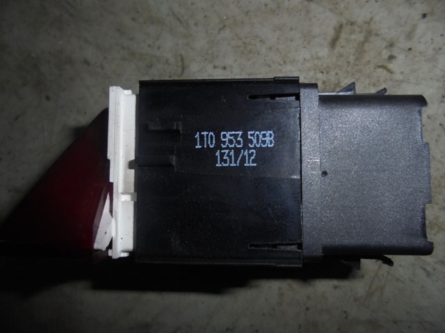VAG 1T0953509B Кнопка аварийки в наличии Черновцы
