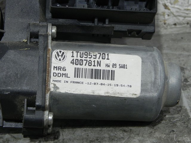1T0959701 Мотор стеклоподъемника двери передней левой купить Украина