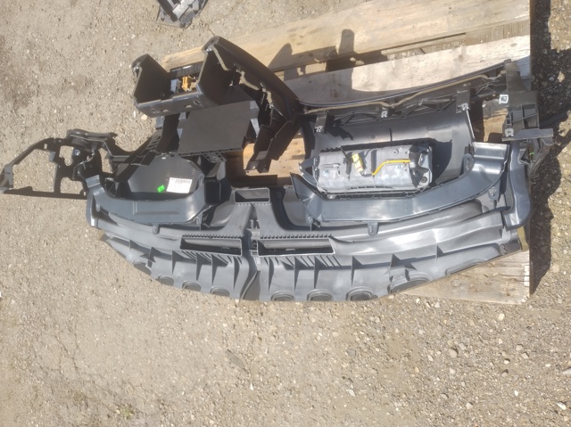 1Z1857007 VAG Панель салона передняя "торпедо" купить в Украина