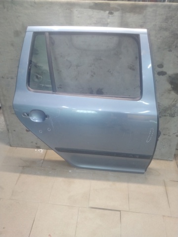 VAG 1Z9833056 Дверь задняя правая в наличии Ирпень