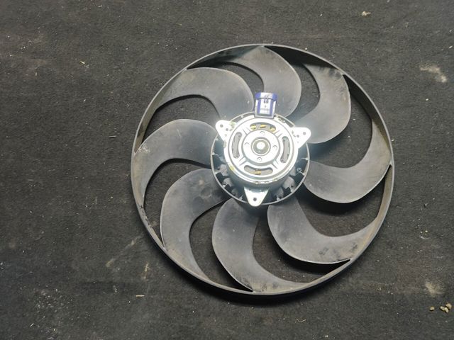 214816703R RENAULT Диффузор вентилятора в сборе с мотором и крыльчаткой купить в Кривой Рог
