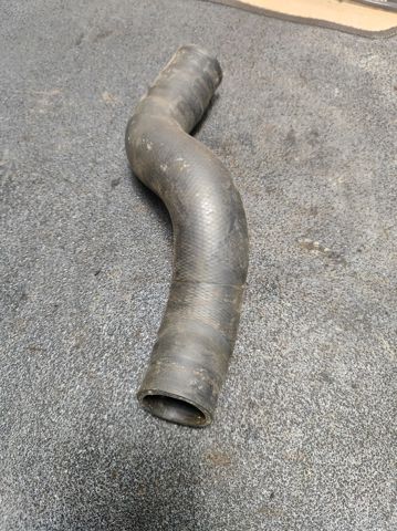 Шланг системы охлаждения 21501CA000 NISSAN