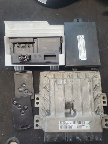 ЭБУ двигателем 237103606R RENAULT