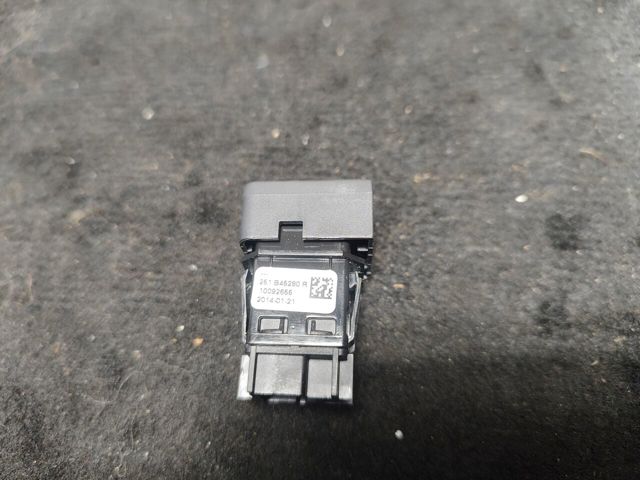 RENAULT 251B45280R в наличии Полтава