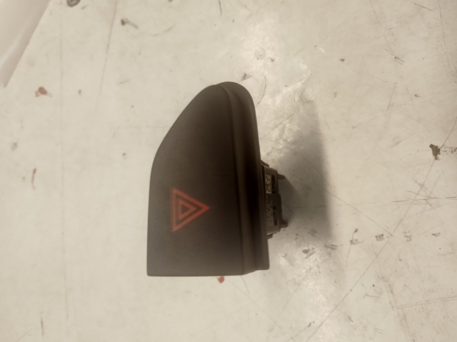 Кнопка аварийки 252907372R RENAULT