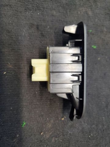 RENAULT 254217475R Кнопка включения мотора стеклоподъемника передняя правая в наличии Черкассы