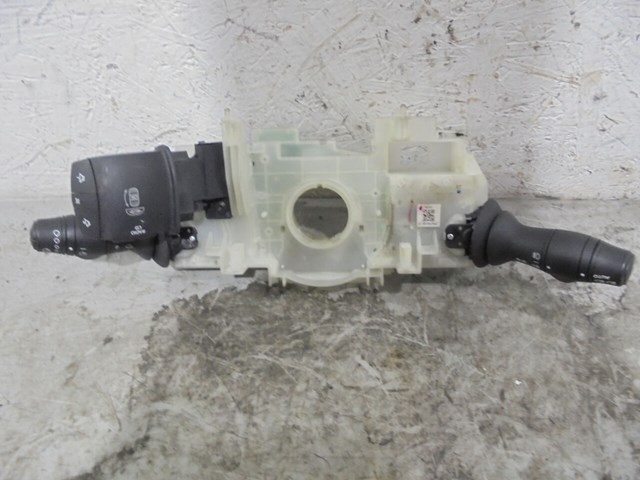 Переключатель подрулевой в сборе 255670019R RENAULT