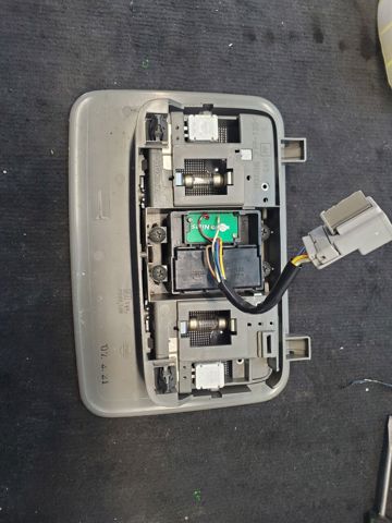 NISSAN 26430CC010 Плафон салона в наличии Полтава