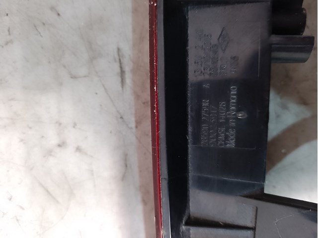 Стоп-сигнал заднего стекла 265902759R RENAULT