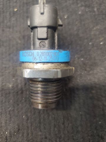 RENAULT 281002801 Датчик давления топлива в наличии Николаев