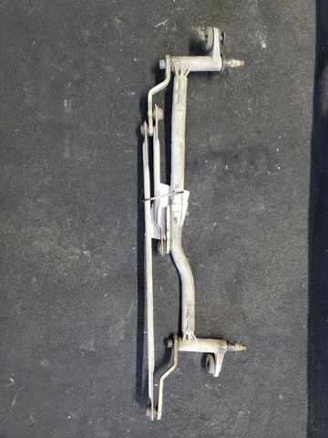 Трапеция стеклоочистителя Фольксваген Туран 2