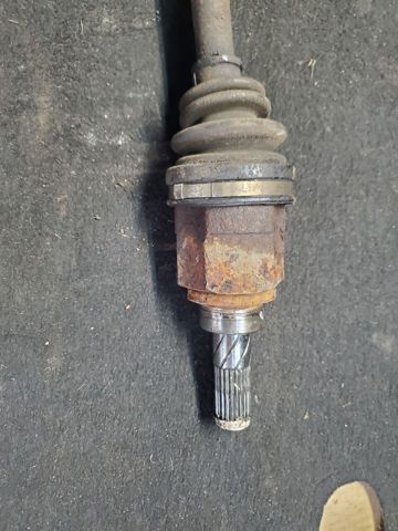 NISSAN 39600CA000 Задняя полуось в наличии Чернигов