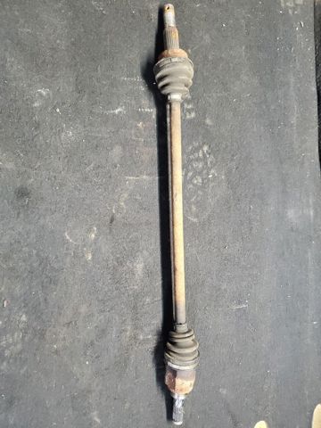Приводы задних колес 39600CA000 NISSAN