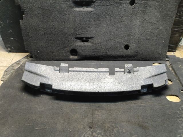 Энергопоглотитель переднего бампера 3T0807248B VAG