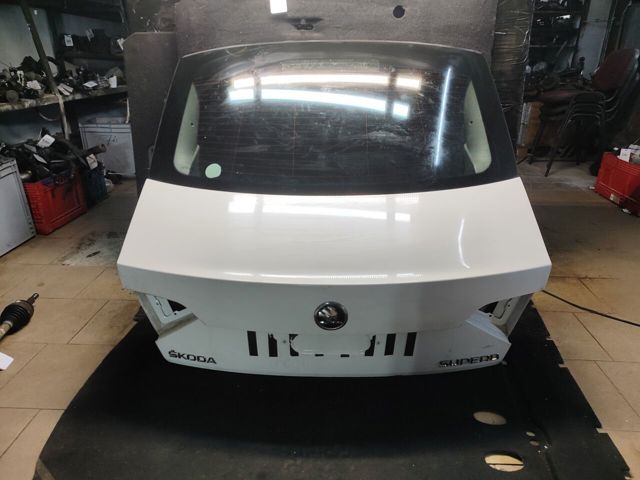 Крышка багажника 3T5827024C VAG