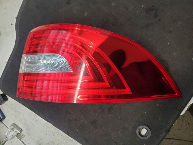 VAG 3T5945096A Фонарь задний правый внешний в наличии Каменское
