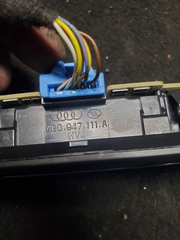 4G0947111A Плафон освещения салона (кабины) задний купить Полтава