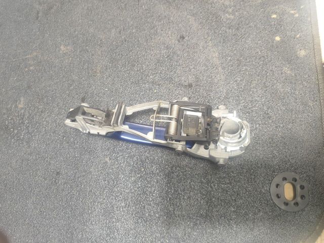 VAG 5J0837886C в наличии Кривой Рог