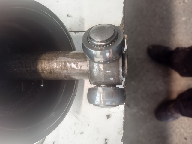 RENAULT 6001548658 Левая полуось в наличии Житомир