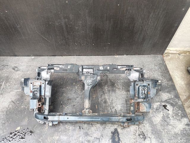 Суппорт радиатора в сборе 62500CC40A NISSAN