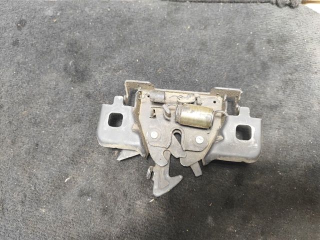 656015563R Замок капота купить Ужгород
