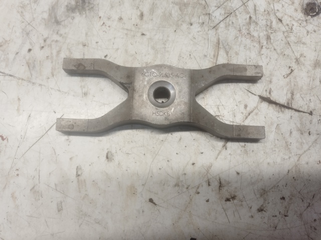 Держатель форсунки дизельной 6C1Q9L535AC FORD