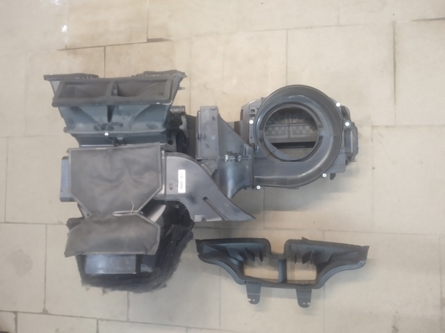Корпус печки в сборе 6Q1820308AA VAG