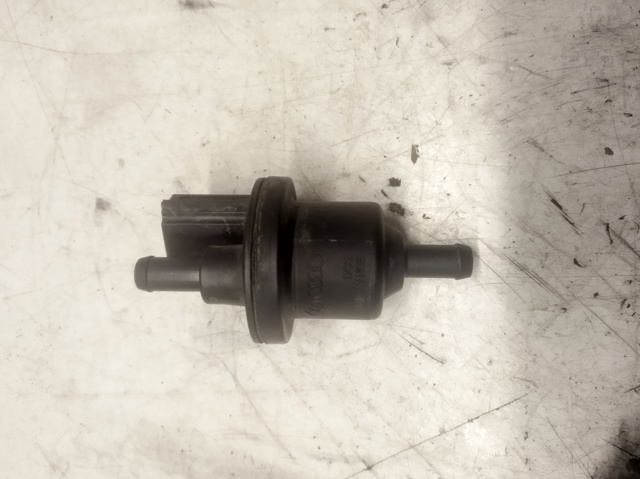 Клапан системы вентиляции топливного бака Фольксваген Поло 5