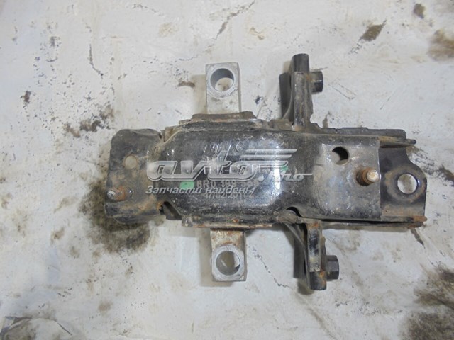 Левая опора двигателя Volkswagen Polo 5